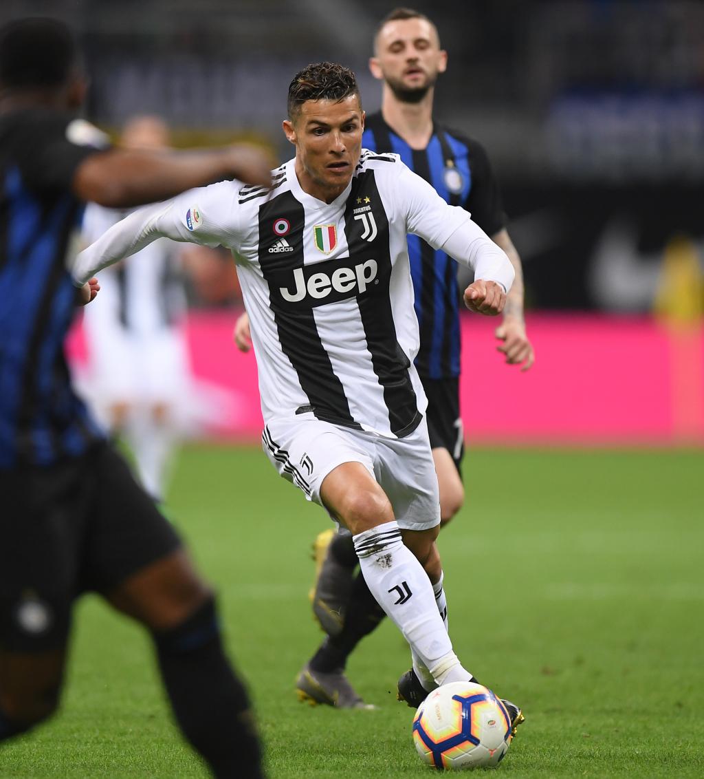 热议国安夺足协杯：河南经验不足，希望国安明年外战别搞砸（国安夺足协杯引热议：河南经验欠缺，盼国安明年外战不再失手）