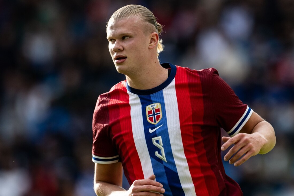 詹姆斯关键三分绝杀比赛（詹姆斯压哨三分终结战局）