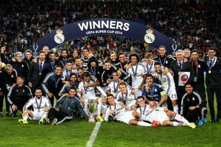 八村塁：看到浓眉身穿蓝色球衣而不是黄色，我还是会感觉奇怪（八村塁：浓眉穿蓝衣而非黄衣时，我依然觉得不习惯）