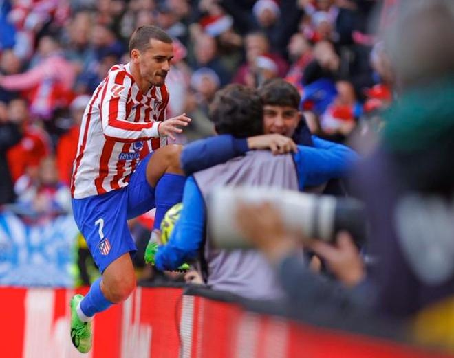 媒体人谈梅州、亚泰降级：中超拼到最后还是比烧钱和外援班底（媒体人评梅州、亚泰降级：中超鏖战到最后，拼的仍是投入与外援配置）