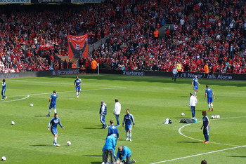 广州男篮末节绝杀辽宁豪取连胜（广州男篮末节压哨击败辽宁，收获连胜）