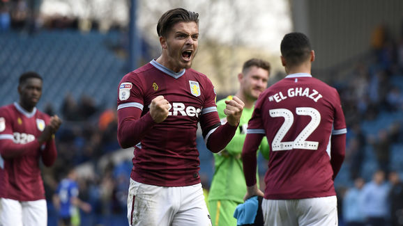 九人皇马主场输球，转播镜头拍到贝林辱骂四官：你XX的白痴（皇马仅剩9人主场失利，转播镜头疑捕捉贝林怒喷第四官员）