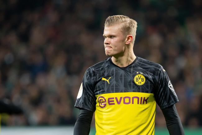 巴黎双前锋联手制造三球（巴黎锋线双子星携手斩获三球）