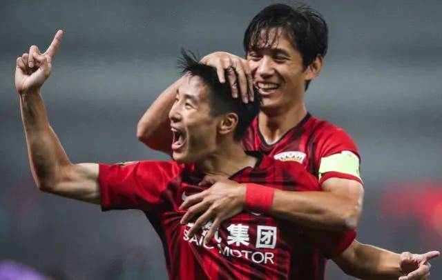 美记：雄鹿坚称不会交易字母哥，但联盟其他球队置之不理（美媒：雄鹿重申不交易字母哥，联盟诸队并不买账）