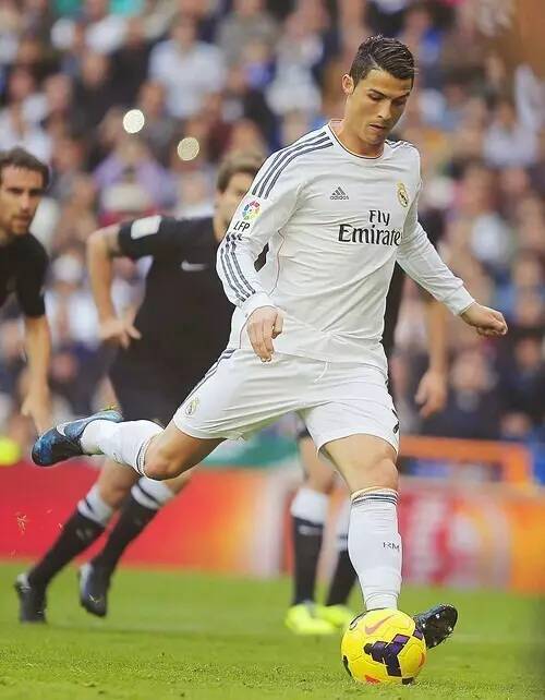 森保一：只要富安健洋状态恢复良好，他就是世界杯名单的候选