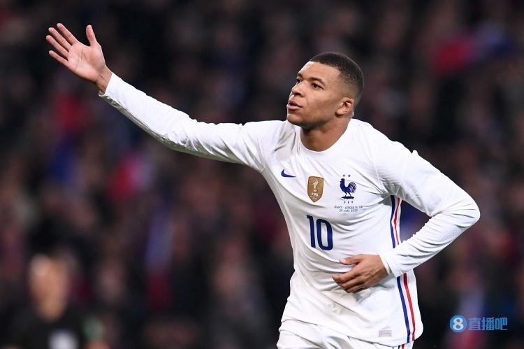 媒体面前情绪爆发，萨拉赫与利物浦会否重走C罗与曼联老路？（镜头前情绪失控，萨拉赫与利物浦会重演C罗与曼联的结局吗？）