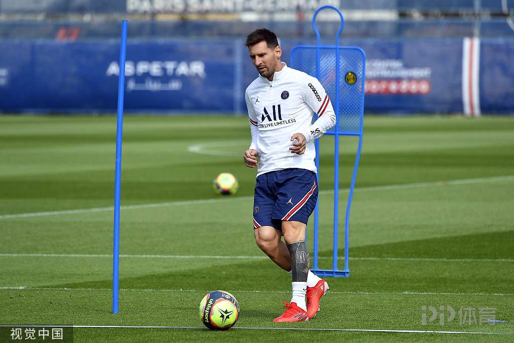 马德兴：上海体院有高端实验室，U18男足身体检测后会建档（马德兴：上海体院配备高端实验室，U18男足体测后将建立档案）